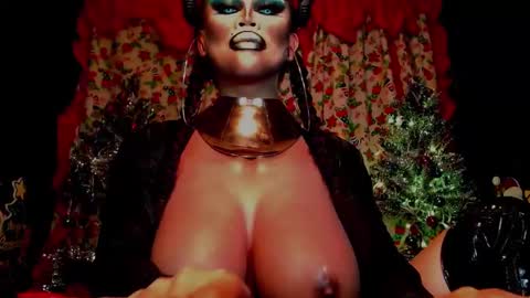 Wanda Luna online show from 12/10/24, 09:23