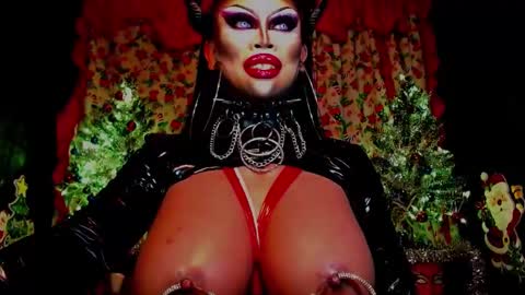 Wanda Luna online show from 12/29/24, 05:44