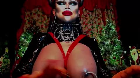 Wanda Luna online show from 01/01/25, 09:41