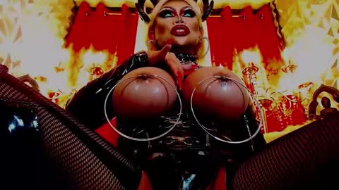 Wanda Luna online show from 03/05/25, 04:24
