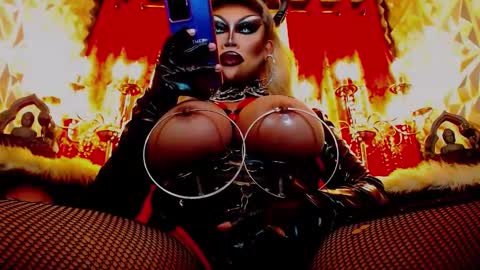 Wanda Luna online show from 03/06/25, 10:09