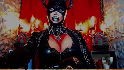 Wanda Luna online show from 09/11/25, 06:19