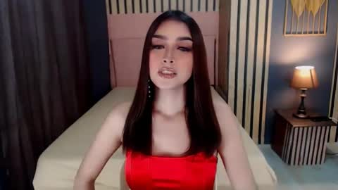 queenemeraldts online show from 02/13/25, 01:50