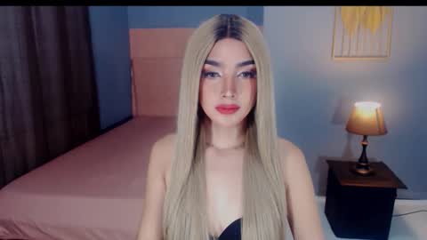 queenemeraldts online show from 09/25/25, 01:31