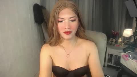 Snapshot of queenfcker1st chatting on 01/31/26, 09:57 Be my property Sabrina online show from 01/31/26, 09:57