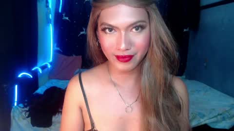 Snapshot of queenfcker1st chatting on 04/12/26, 08:03 Be my property Sabrina online show from 04/12/26, 08:03