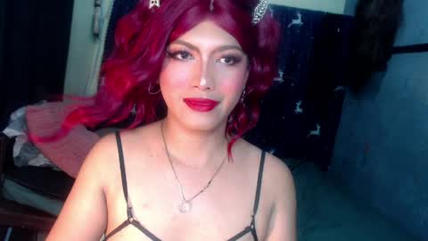 Snapshot of queenfcker1st chatting on 04/21/26, 09:04 Be my property Sabrina online show from 04/21/26, 09:04