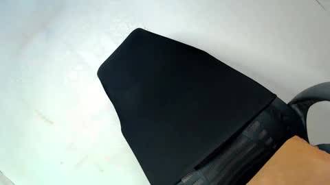 just call me QUEEN and ill be there online show from 10/09/25, 06:17