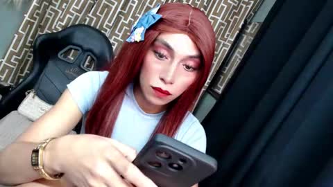 just call me QUEEN and ill be there online show from 11/25/25, 05:46