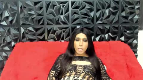 Snapshot of queenielejumbo chatting on 01/18/25, 10:17 QueenieLeJumbo online show from 01/18/25, 10:17