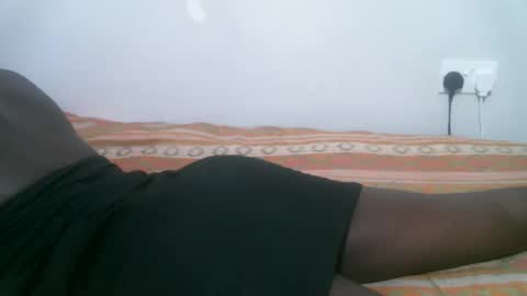 Snapshot of queenkesha chatting on 12/04/25, 12:03 queenkesha online show from 12/04/25, 12:03