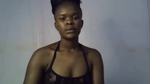 Snapshot of queenkeysha chatting on 02/02/26, 02:10 KEYSHA online show from 02/02/26, 02:10