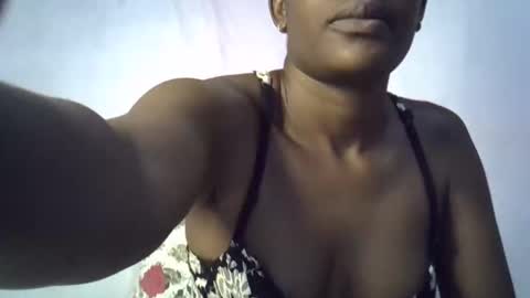 Snapshot of queenkeysha chatting on 02/18/26, 03:13 KEYSHA online show from 02/18/26, 03:13