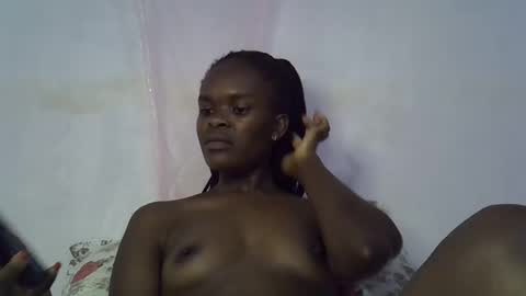 Snapshot of queenkeysha chatting on 03/02/26, 04:25 KEYSHA online show from 03/02/26, 04:25