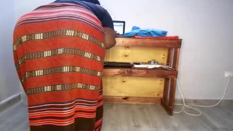 Snapshot of queenkiah chatting on 10/19/25, 07:36 Nina online show from 10/19/25, 07:36