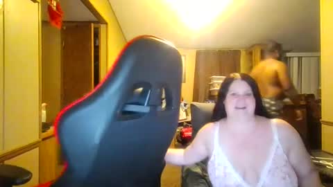 Queen N King Fun Night online show from 06/16/26, 06:49