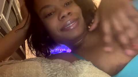 Snapshot of queenkourt chatting on 02/27/25, 09:54 Kourtney online show from 02/27/25, 09:54