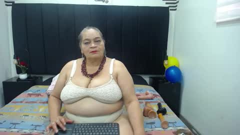 VickyBoobss online show from 12/02/25, 07:42