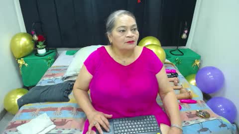 VickyBoobss online show from 03/19/26, 07:40