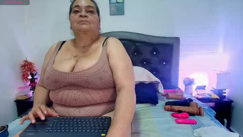 VickyBoobss online show from 05/12/26, 07:22