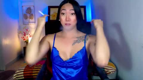 Snapshot of queenmistressts chatting on 02/09/25, 02:07 QUEEN online show from 02/09/25, 02:07