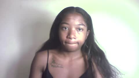 queennaya online show from 07/06/26, 10:56