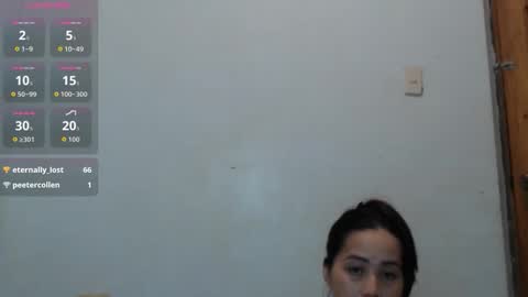 Snapshot of queennbbee chatting on 06/03/26, 11:24 queennbbee online show from 06/03/26, 11:24