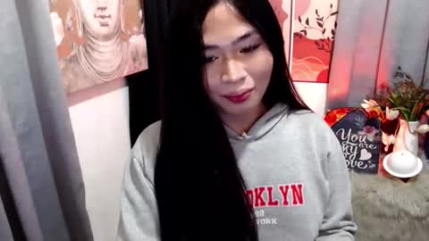 Snapshot of queenofcum169xx chatting on 02/25/26, 03:43 Mikka online show from 02/25/26, 03:43