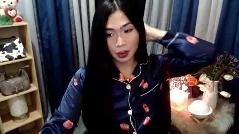 Snapshot of queenofcum169xx chatting on 03/10/26, 04:12 Mikka online show from 03/10/26, 04:12