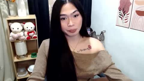 Snapshot of queenofcum169xx chatting on 04/10/26, 03:50 Mikka online show from 04/10/26, 03:50