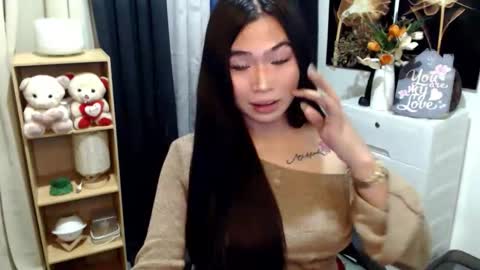 Snapshot of queenofcum169xx chatting on 04/18/26, 08:20 Mikka online show from 04/18/26, 08:20