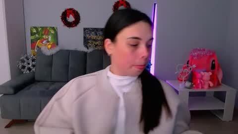 Snapshot of queenofthesense chatting on 11/30/25, 10:08 Patricia online show from 11/30/25, 10:08