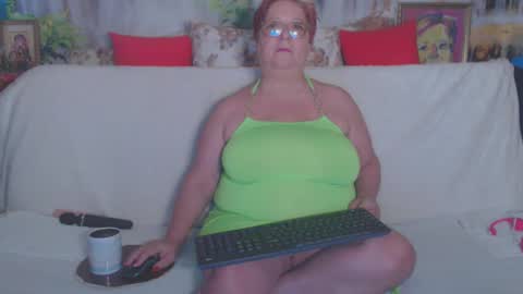QueenPammy online show from 02/21/25, 06:18