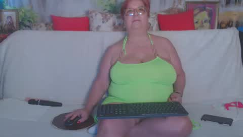 QueenPammy online show from 02/21/25, 09:34