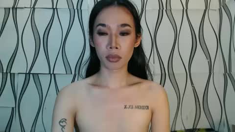 Snapshot of queenpaulaxx chatting on 12/06/24, 11:44 Paula watson online show from 12/06/24, 11:44