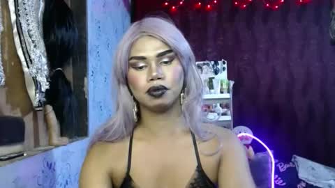 Snapshot of queenpinayebony_xx chatting on 03/29/26, 11:21 queenpinayebony_xx online show from 03/29/26, 11:21