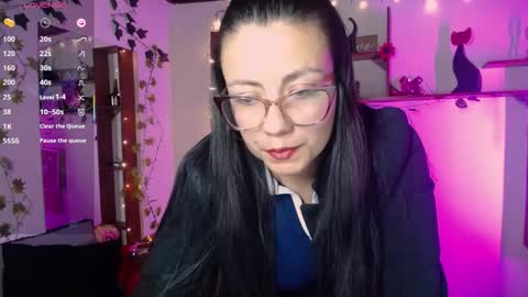 Snapshot of queenrose94 chatting on 02/27/26, 12:38 queenrose94 online show from 02/27/26, 12:38