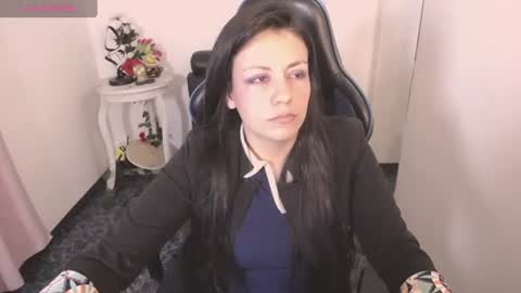 queenrose94 online show from 06/25/26, 09:08
