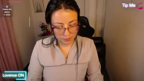 queenrose94 online show from 07/28/26, 09:14