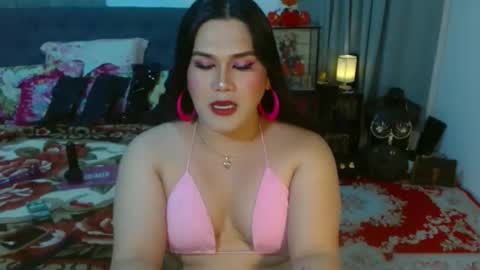 Snapshot of queensasha_destroyer chatting on 10/17/25, 09:01 queensasha_destroyer online show from 10/17/25, 09:01