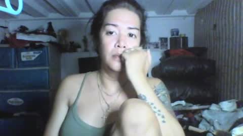 Snapshot of queenstefhanie chatting on 04/24/26, 10:18 stephanie online show from 04/24/26, 10:18