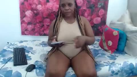 Snapshot of queenteex6993 chatting on 02/07/26, 07:23 queenteex6993 online show from 02/07/26, 07:23