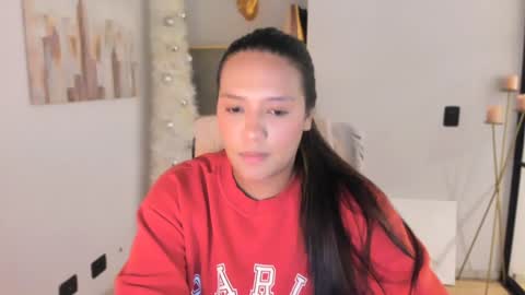 Val  -  online show from 01/21/25, 04:43