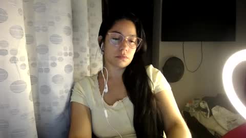Paola online show from 06/19/26, 02:16