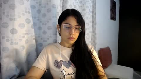Paola online show from 07/11/26, 01:19