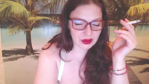 Snapshot of queenxnatasha chatting on 05/06/26, 10:26 queenxnatasha online show from 05/06/26, 10:26