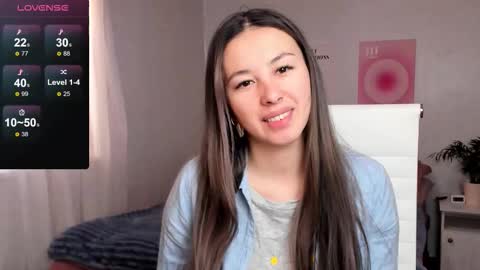 Snapshot of queitsharm_ chatting on 01/17/26, 06:51 Anna online show from 01/17/26, 06:51