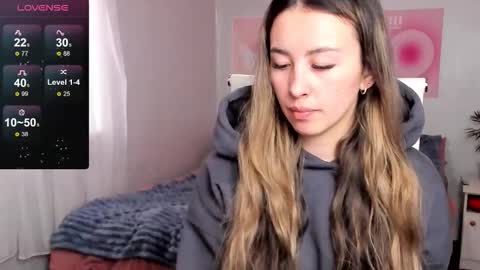 Snapshot of queitsharm_ chatting on 02/11/26, 10:31 Anna online show from 02/11/26, 10:31