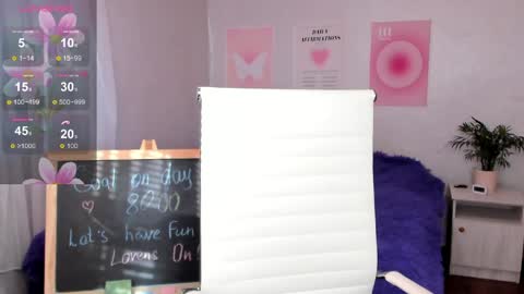Snapshot of queitsharm_ chatting on 04/25/26, 05:32 Anna online show from 04/25/26, 05:32