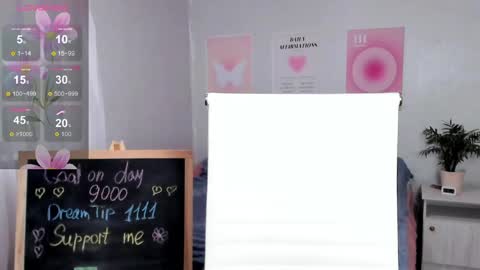 Snapshot of queitsharm_ chatting on 05/19/26, 05:14 Anna online show from 05/19/26, 05:14